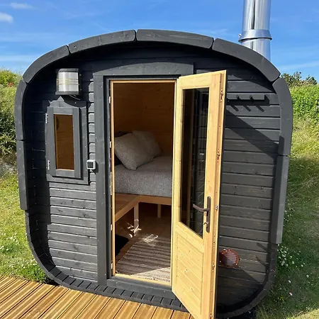Luxury tent Stone Mt Garden Pod *